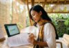 Cara Membuat Konten yang Dikutip oleh AI Generatif: Panduan Praktis untuk Bisnis Indonesia Penulis konten Indonesia mengoptimalkan artikel digital dengan data statistik dan struktur AEO di laptop sambil memeriksa checklist konten siap dikutip AI generatif di meja kerja modern